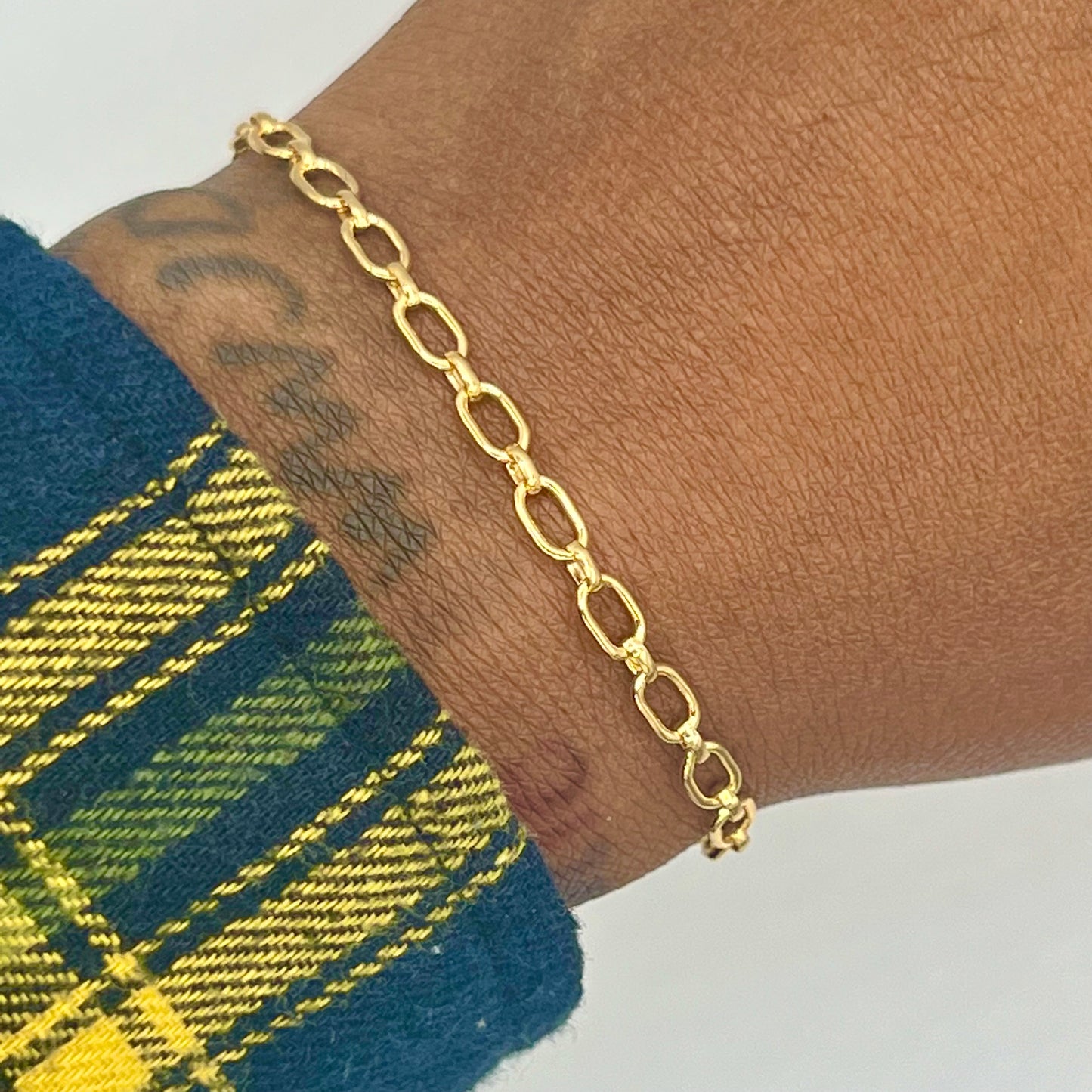 Olivia Oval Bracelet