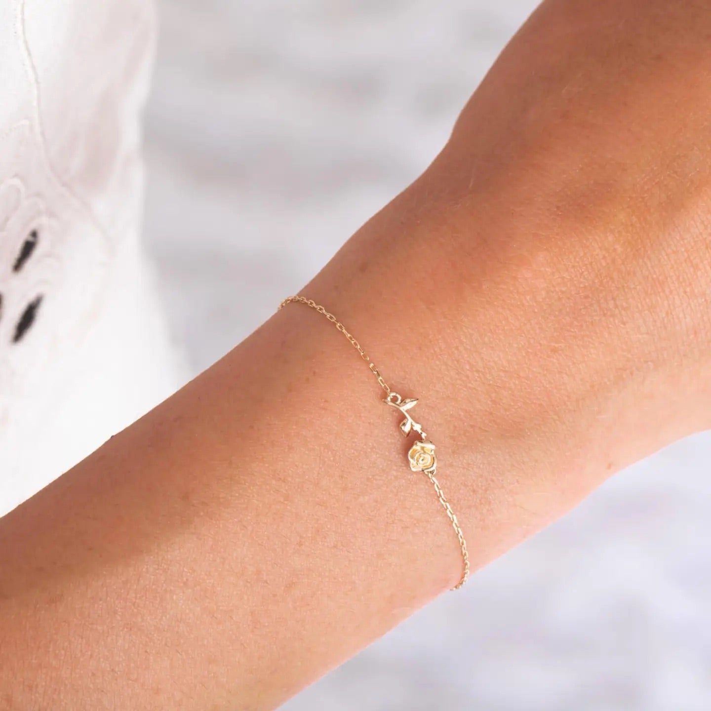Mini Rose Solid Gold Bracelet